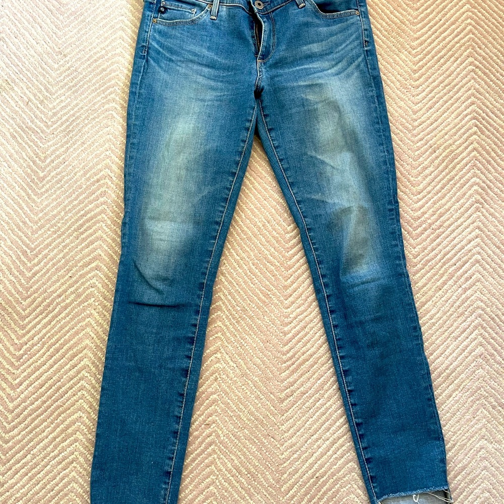 AG jeans, legging ankle size 28 gray hem